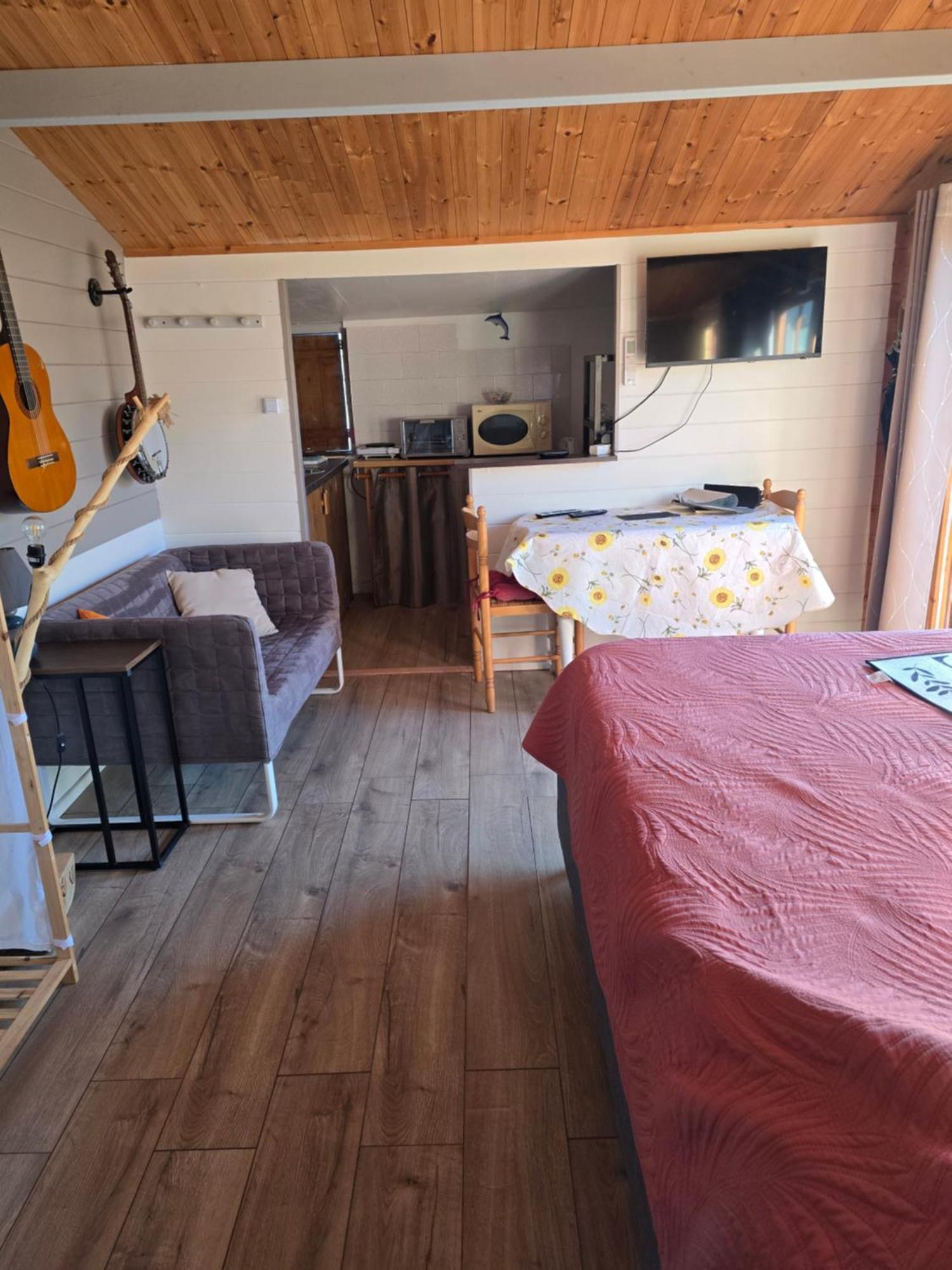 Le Chalet Des Dany Saint-Mamert-du-Gard Eksteriør bilde
